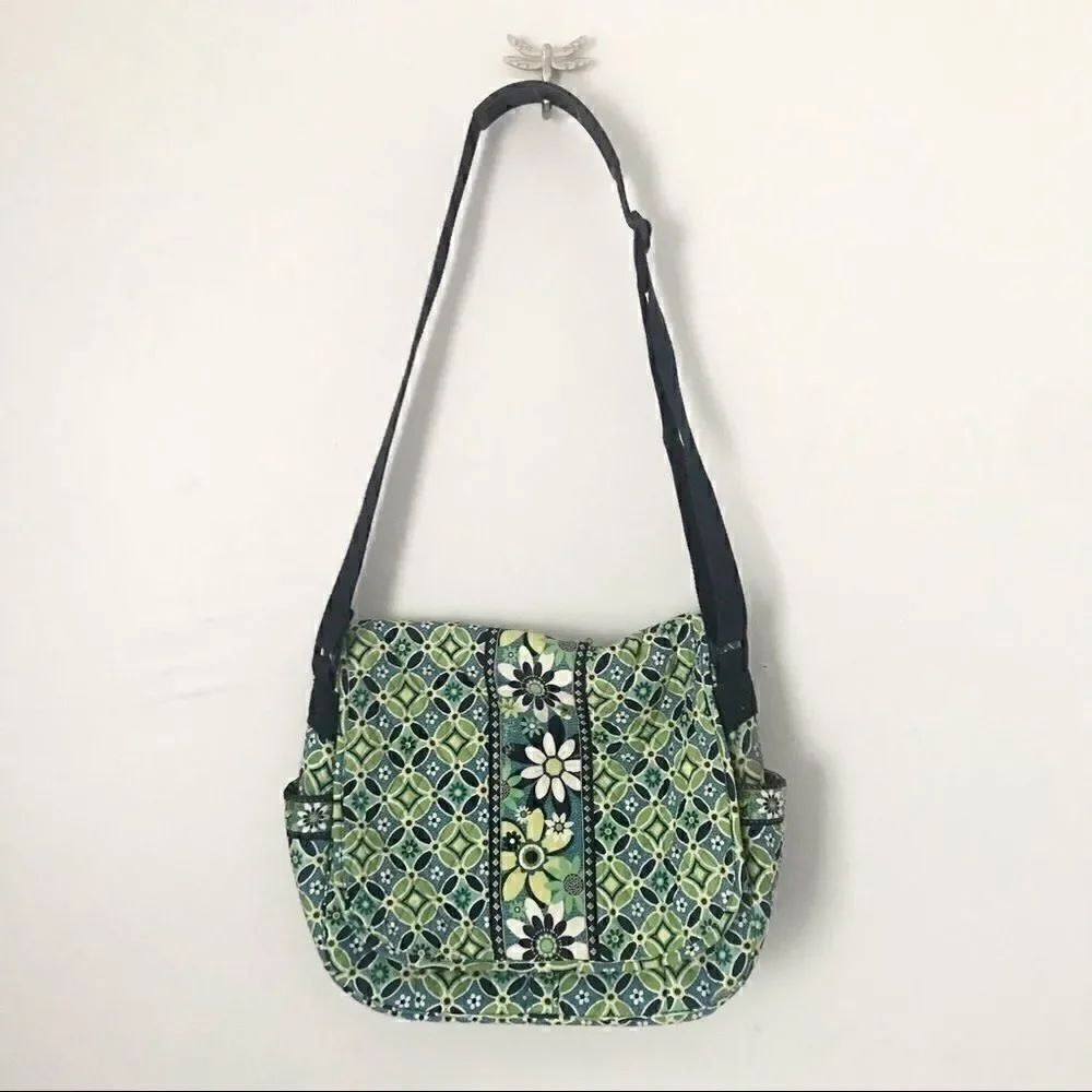 Vera Bradley Daisy Daisy messenger diaper bag
